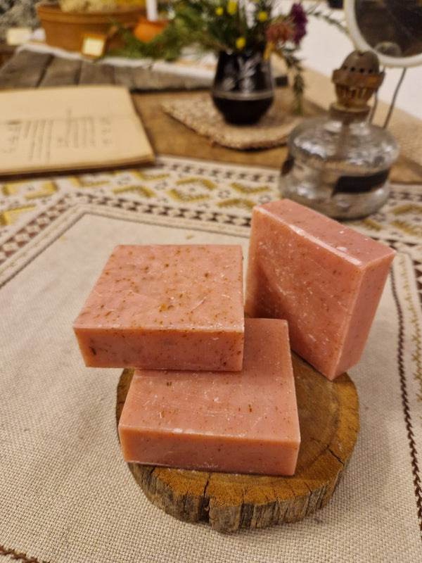 Домашен сапун с роза