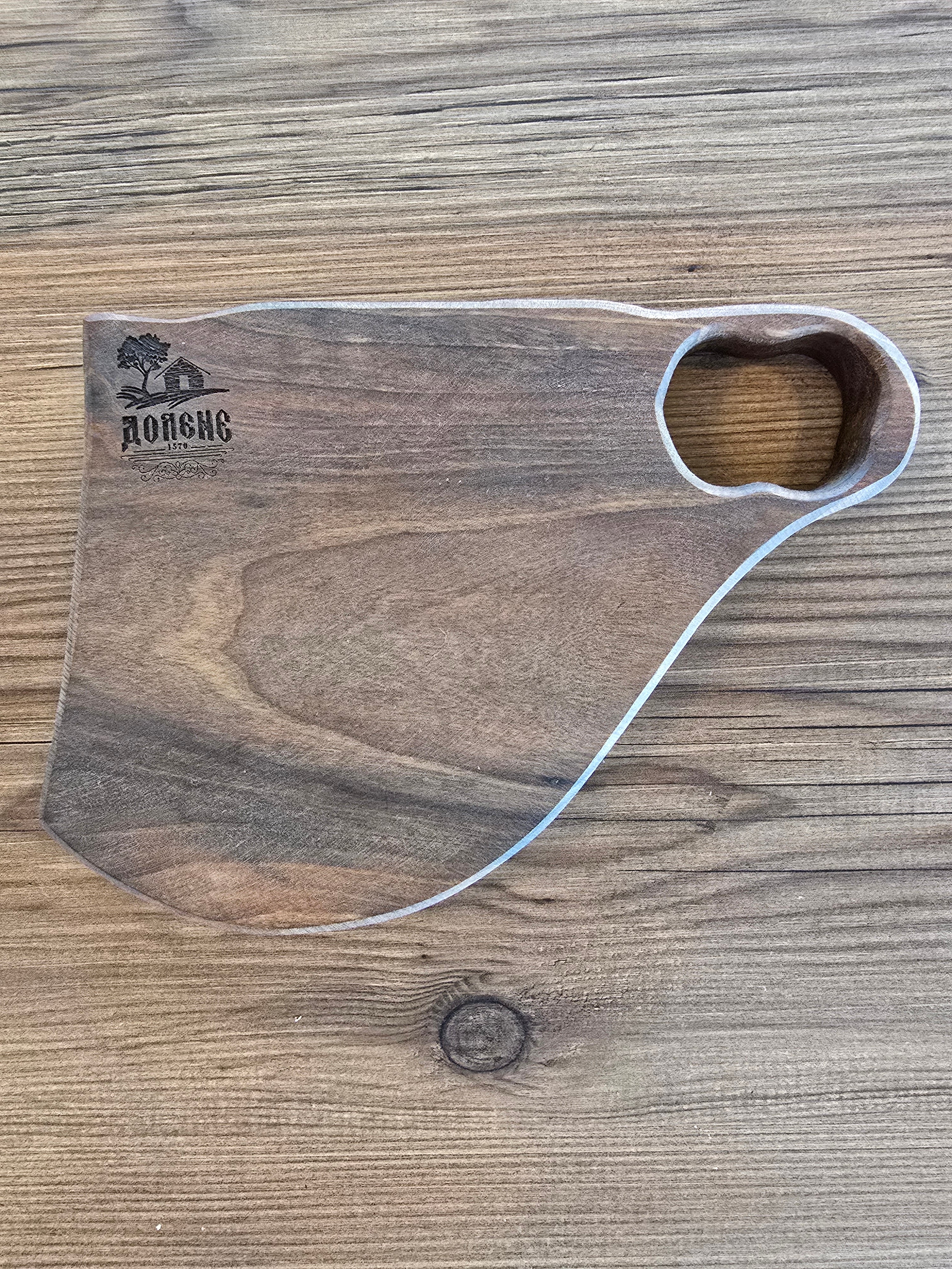 Орехова дъска