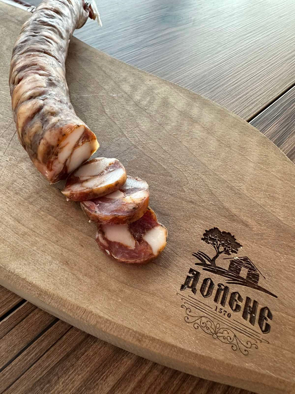 Бабекова сланина – леко пикантна, занаятчийски деликатес